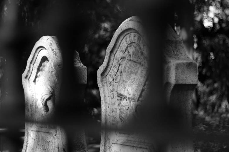 300 year old tombstones Charleston SC bw