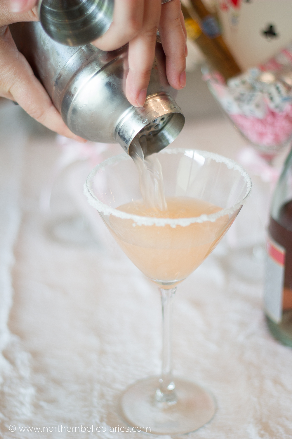 Ladies' Night gift idea + cocktail #recipe #cocktail