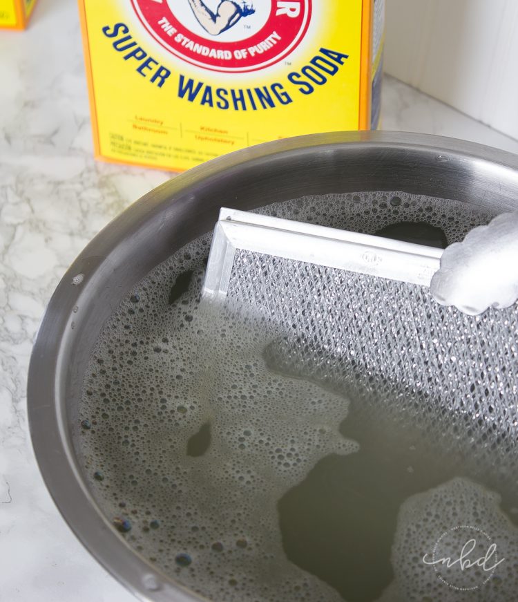 How to Clean Greasy Range Hood Filters