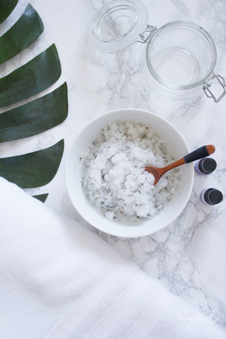 How to Make Lavender Bath Salts